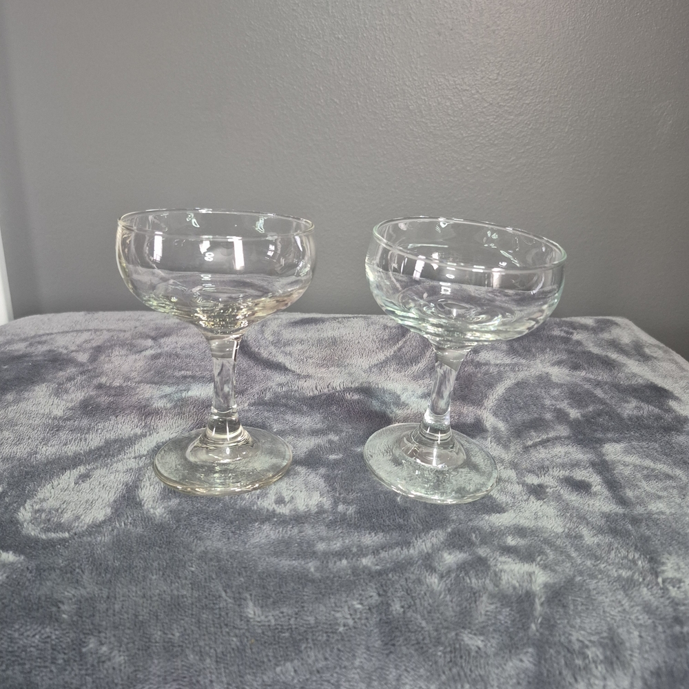 Charming Set of 2 Vintage 1950s-1960s Champagne Glasses